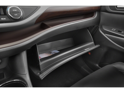 2015 Toyota Highlander LE