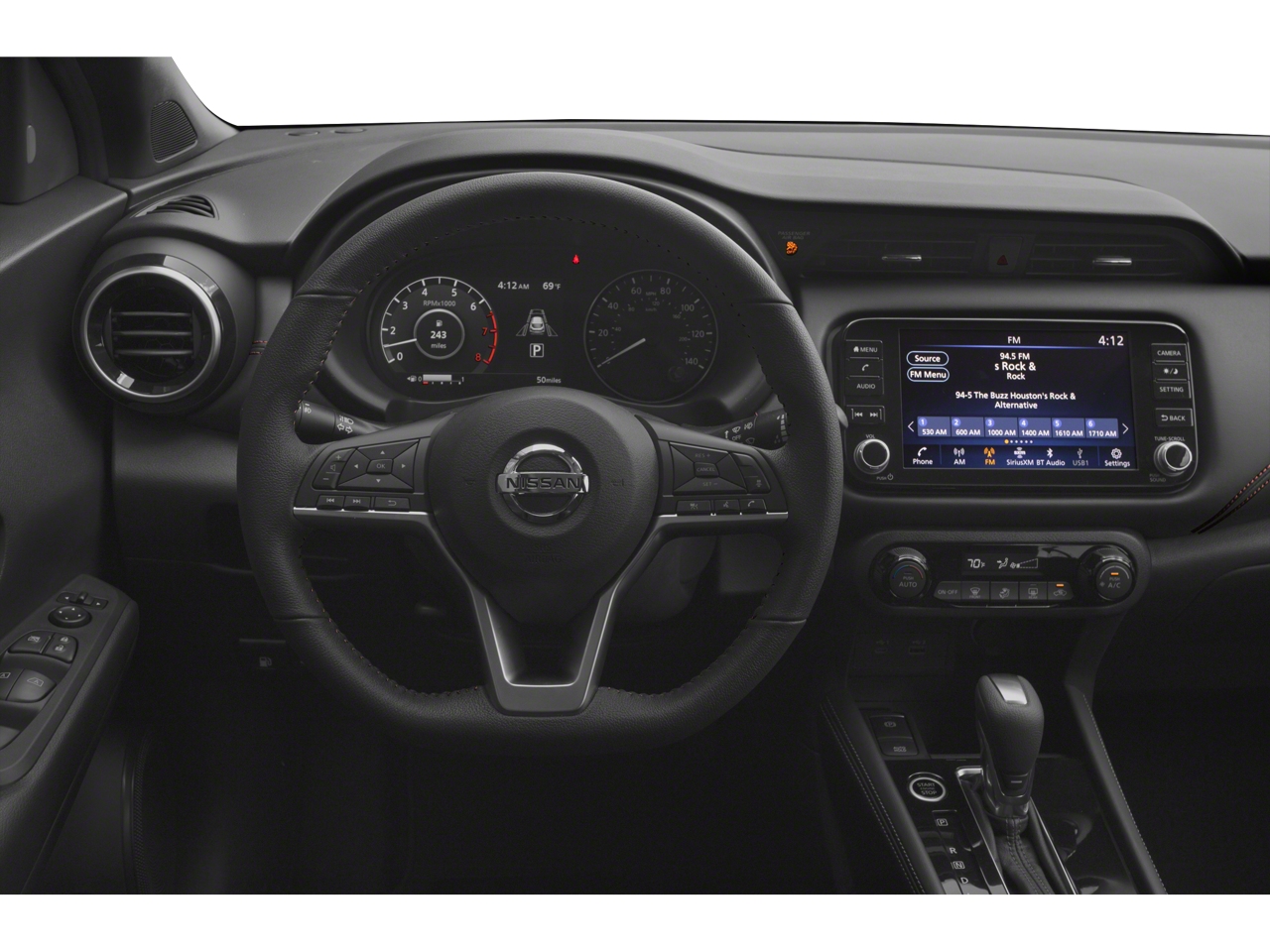 2021 Nissan Kicks SR