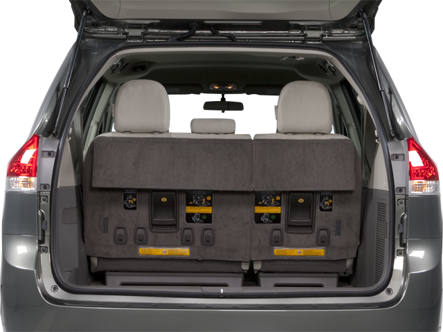 2013 Toyota Sienna LE 8 Passenger