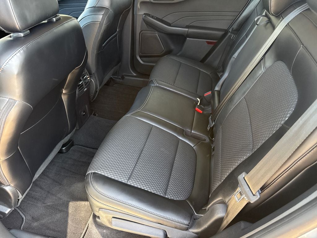 2023 Ford Escape Plug-In Hybrid Base