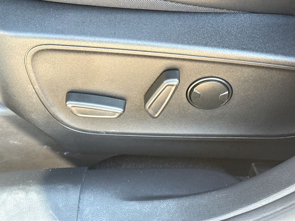 2023 Ford Escape Plug-In Hybrid Base