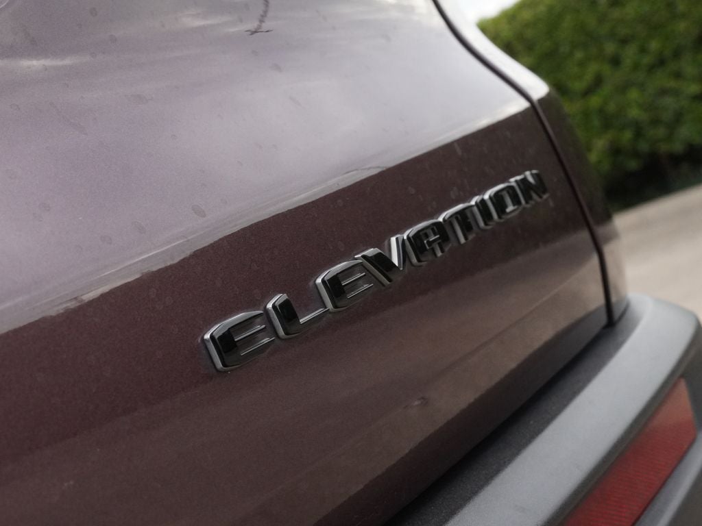 2024 GMC Acadia Elevation