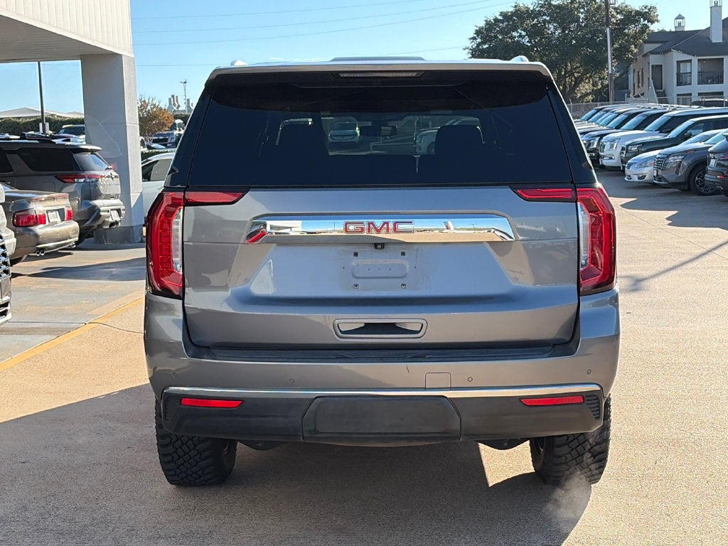 2022 GMC Yukon SLT
