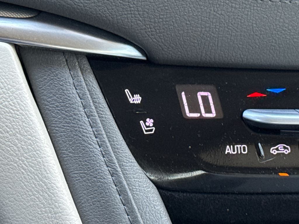 2018 Cadillac XT5 Premium Luxury