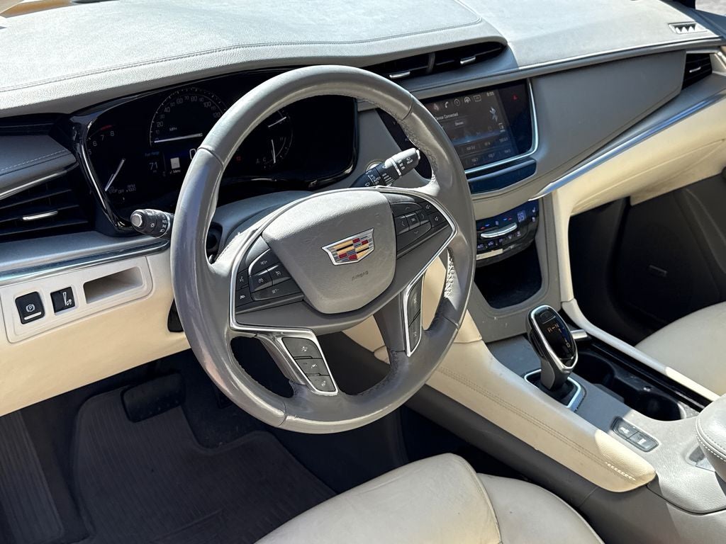 2018 Cadillac XT5 Premium Luxury