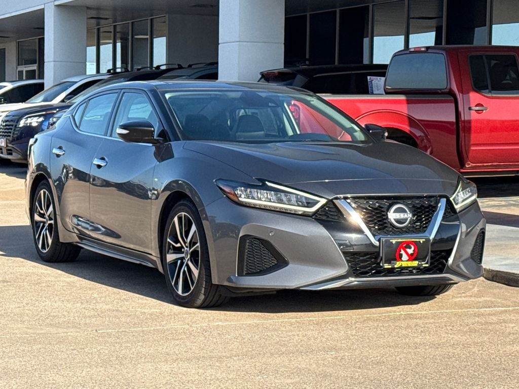 2023 Nissan Maxima Base