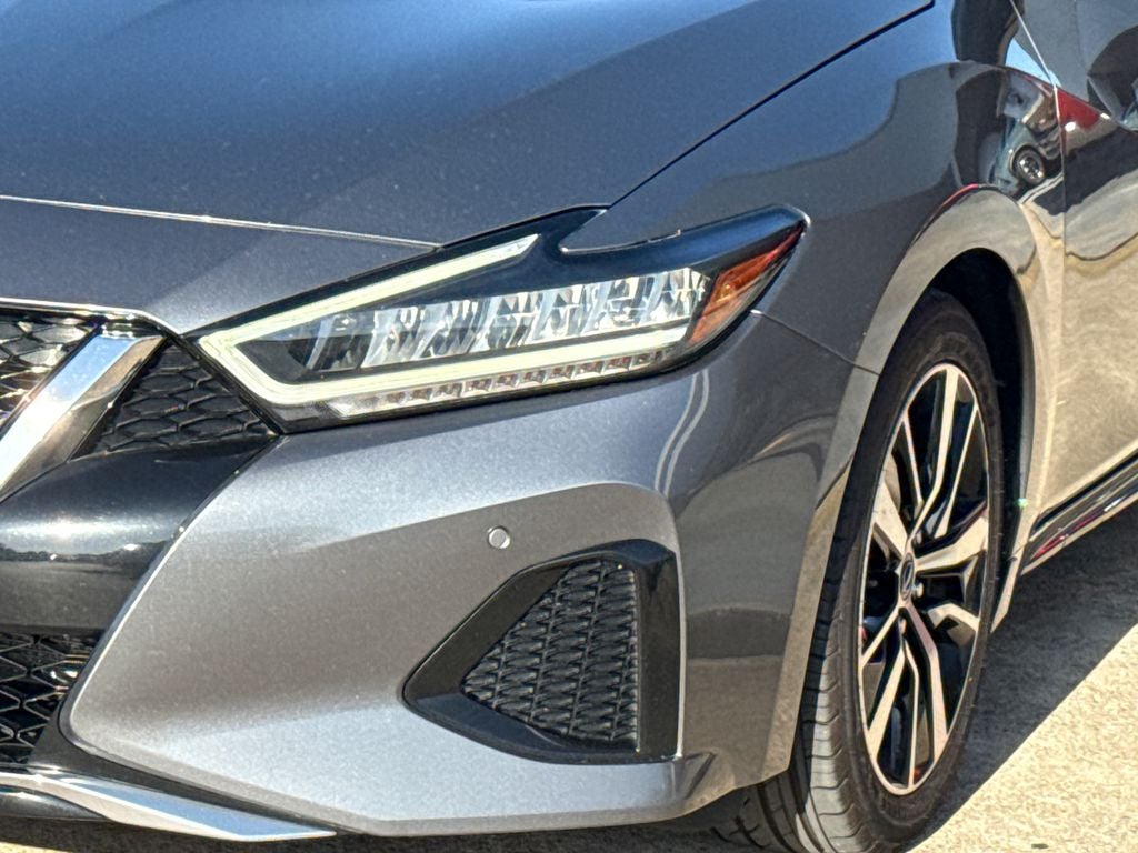 2023 Nissan Maxima Base