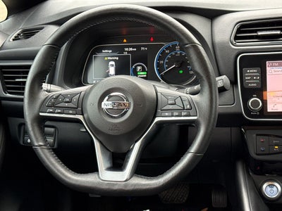 2022 Nissan Leaf SV