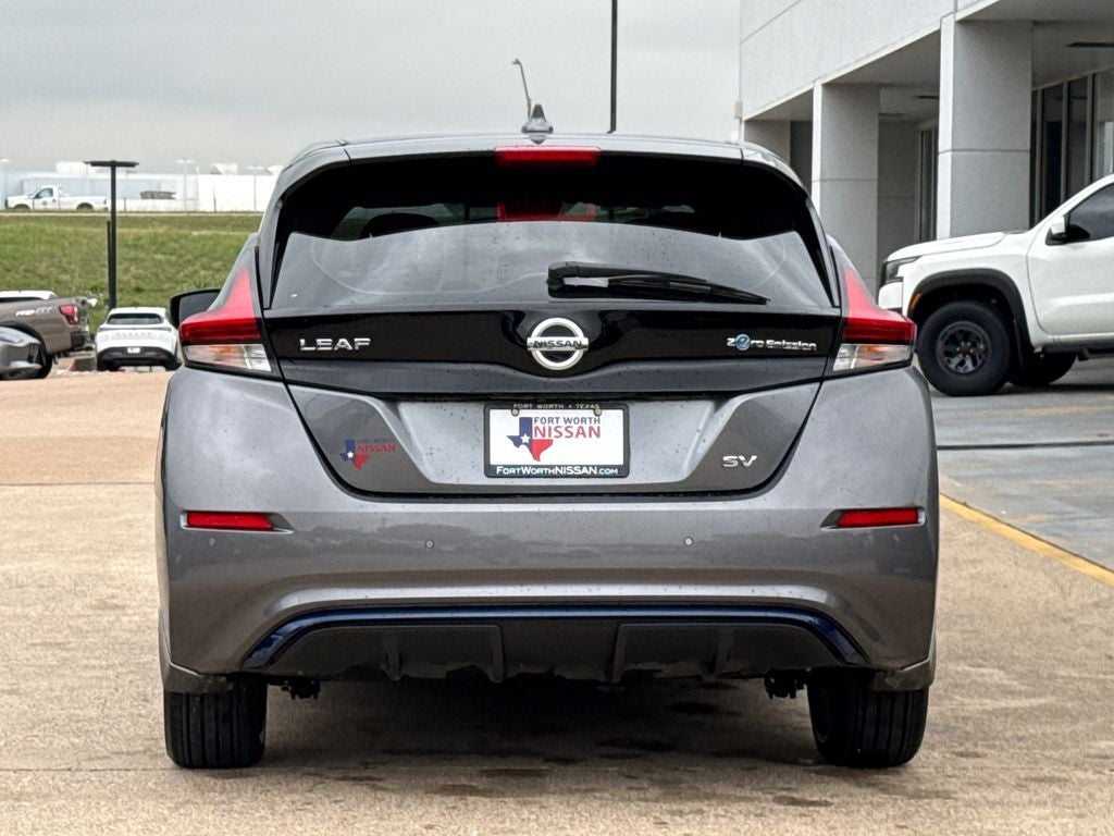 2022 Nissan Leaf SV