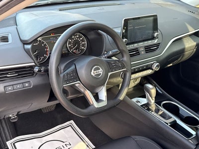 2021 Nissan Altima 2.5 SV