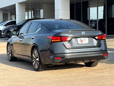 2021 Nissan Altima 2.5 SV