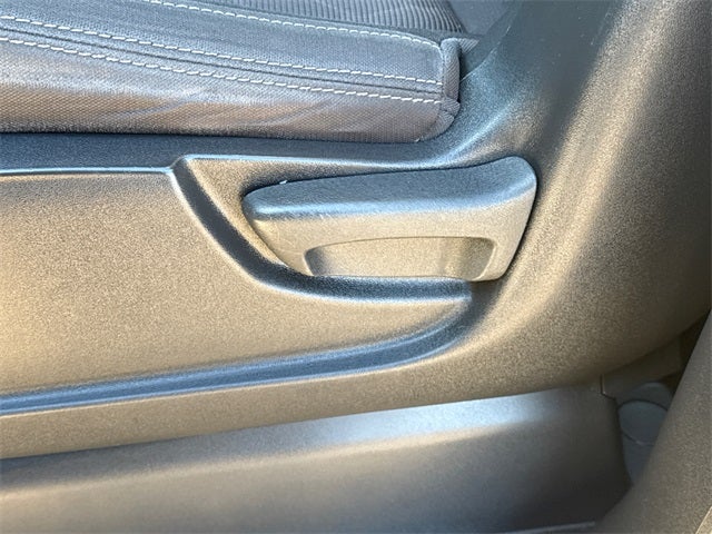 2022 Nissan Titan SV