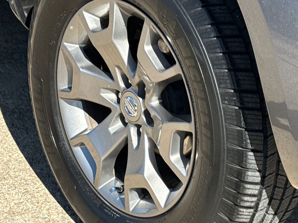 2019 Nissan Frontier SL