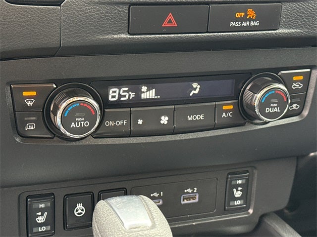 2022 Nissan Frontier SV