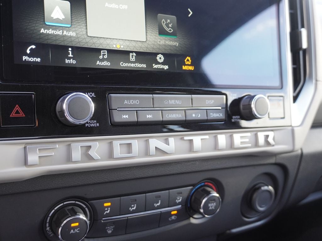 2025 Nissan Frontier SV