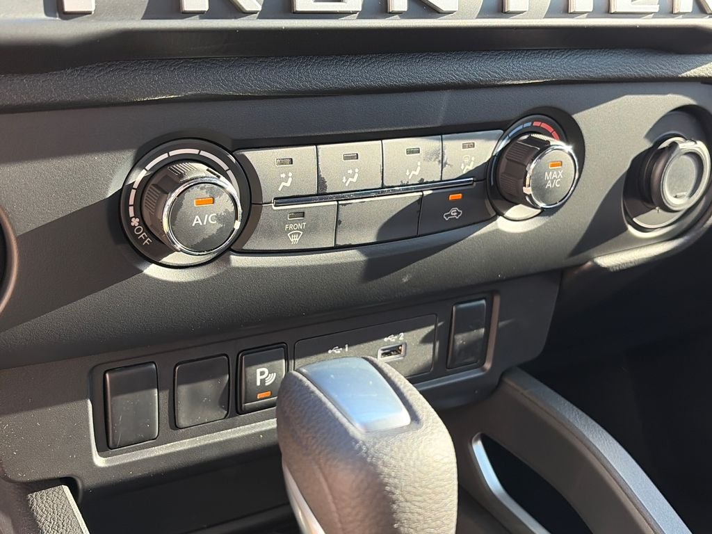 2027 Nissan Frontier SV