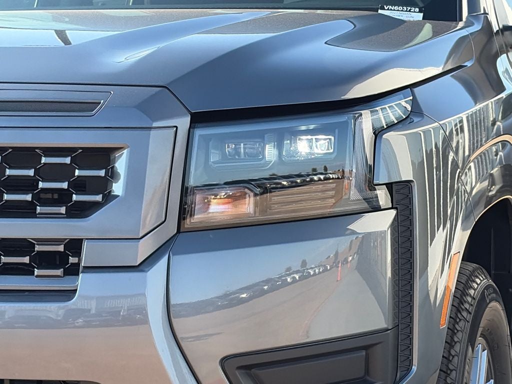 2027 Nissan Frontier SV