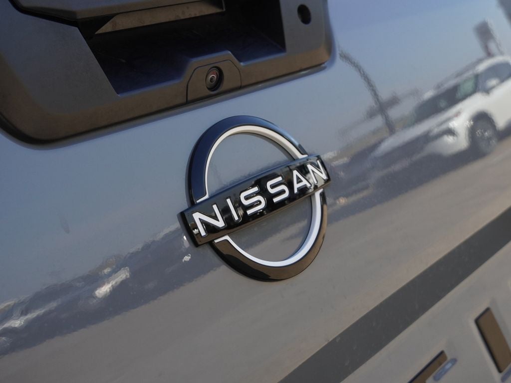 2027 Nissan Frontier SV