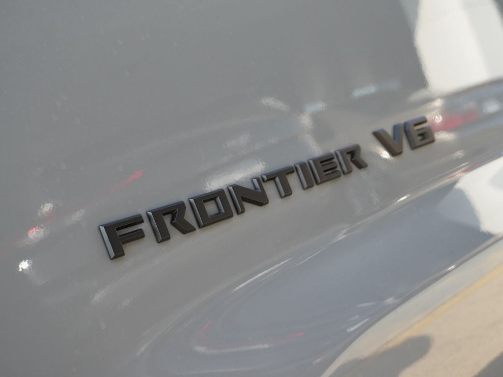2027 Nissan Frontier SV