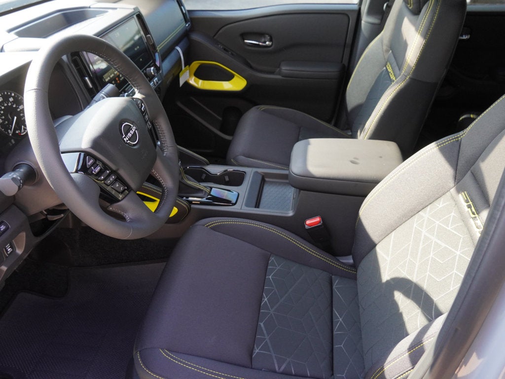 2027 Nissan Frontier SV