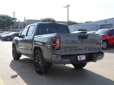 2027 Nissan Frontier SV