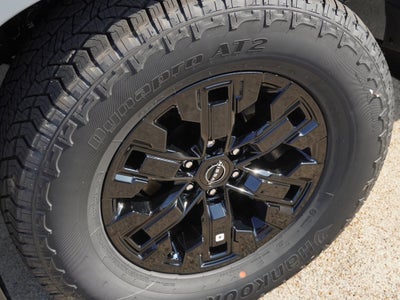 2027 Nissan Frontier SV