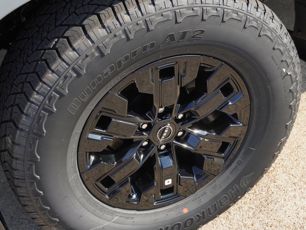 2027 Nissan Frontier SV