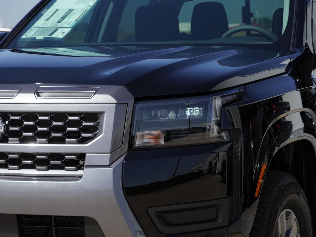 2027 Nissan Frontier SV