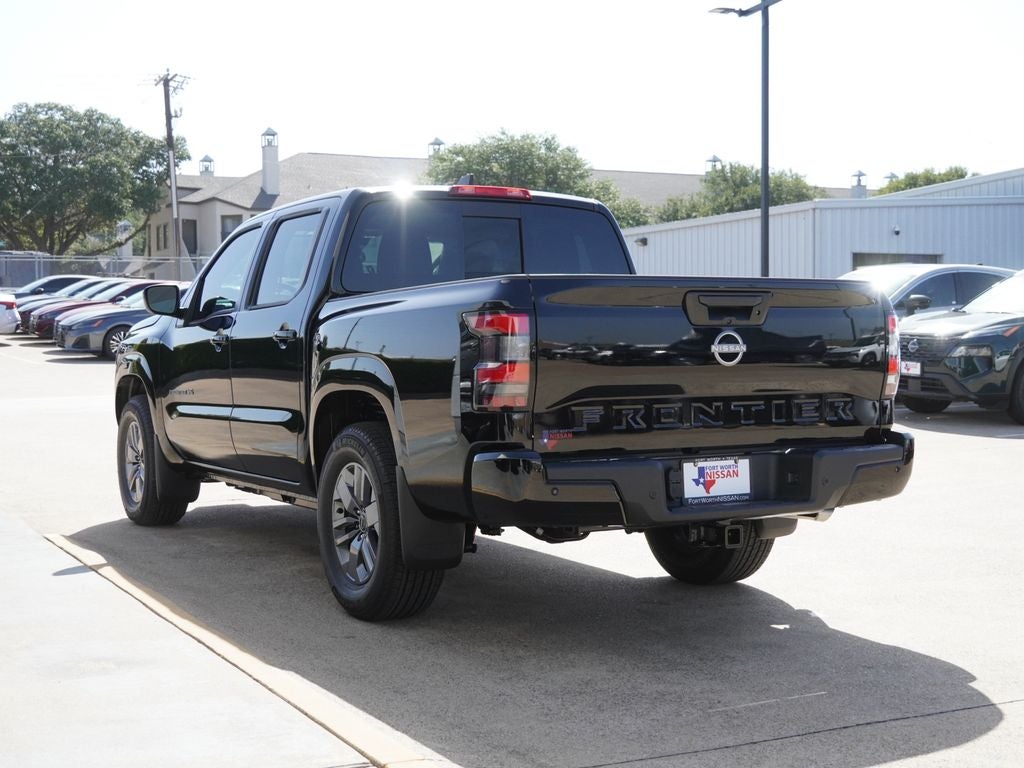 2027 Nissan Frontier SV