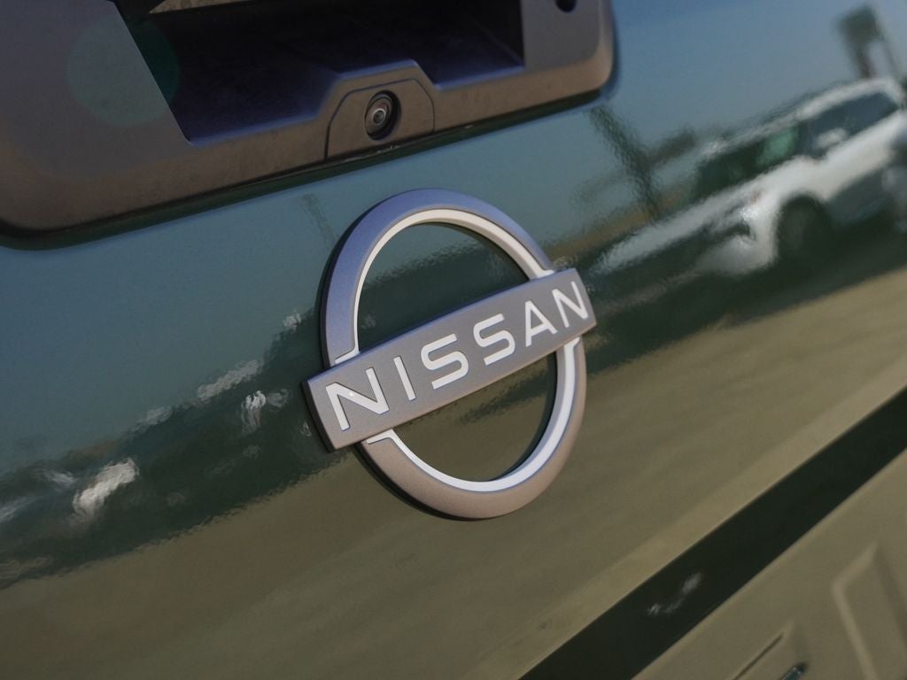 2027 Nissan Frontier SV