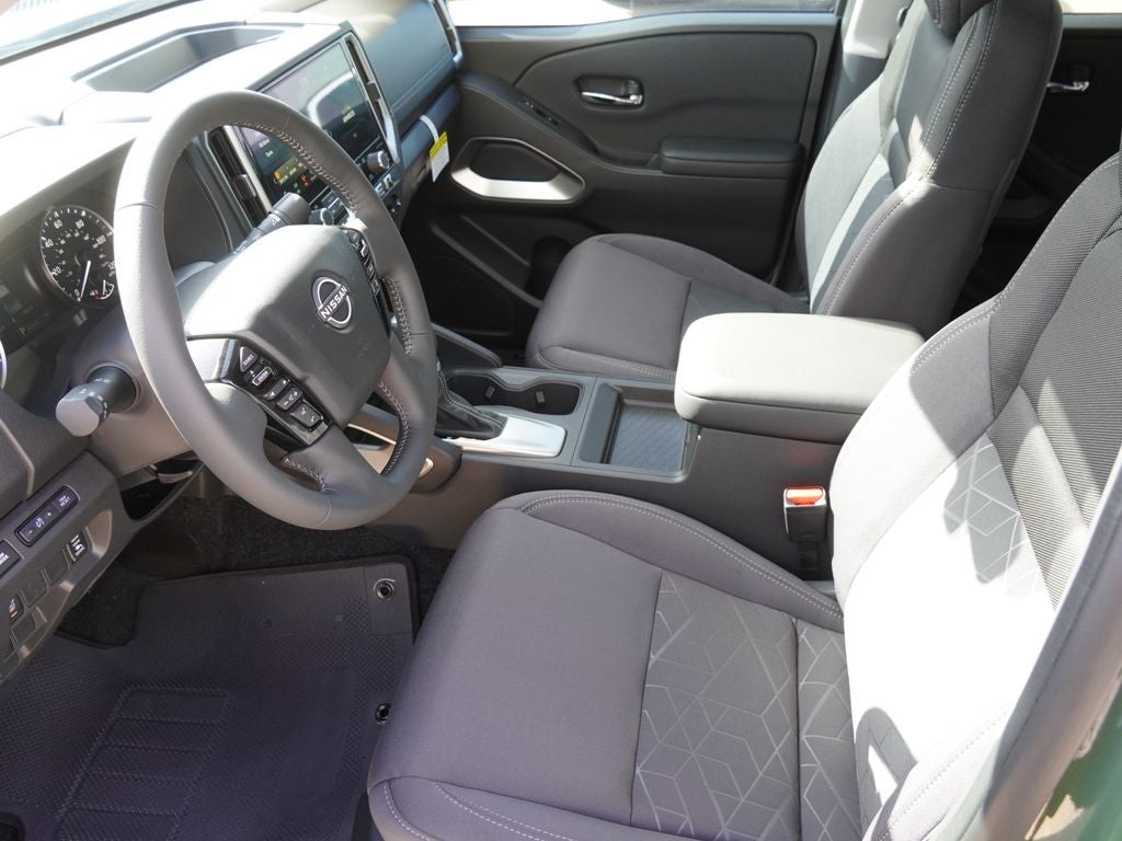 2027 Nissan Frontier SV