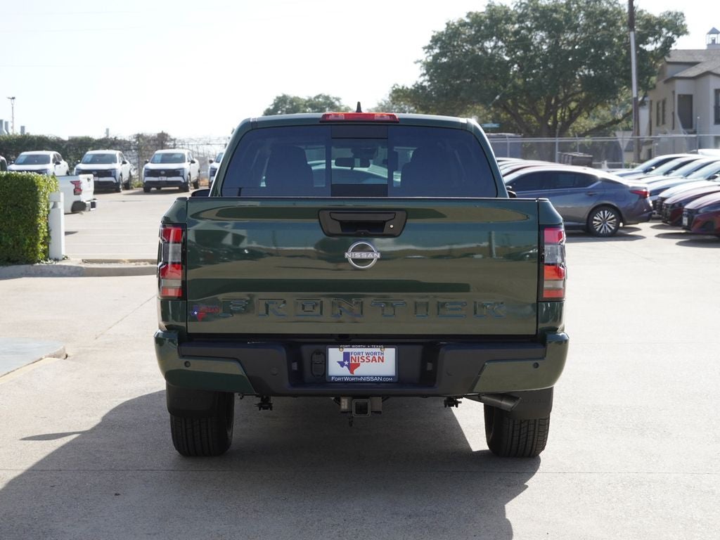 2027 Nissan Frontier SV