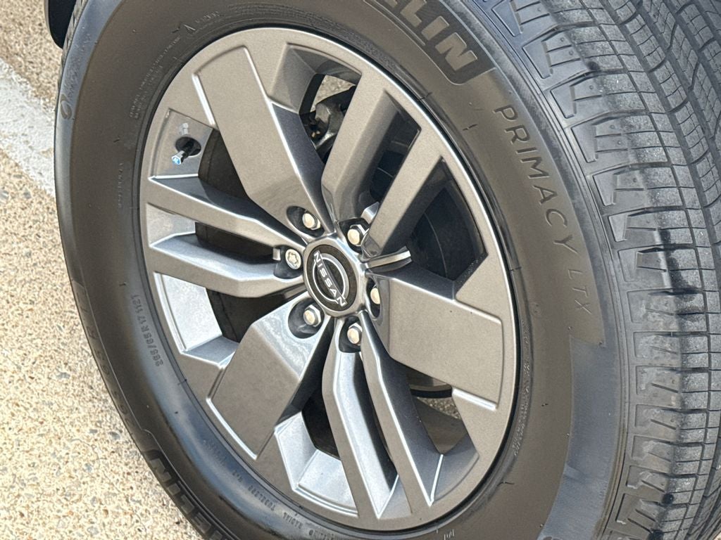 2025 Nissan Frontier SV