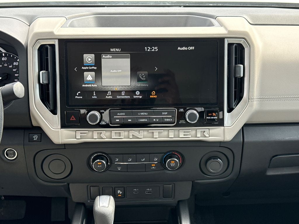 2025 Nissan Frontier SV