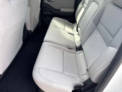 2025 Nissan Frontier SV