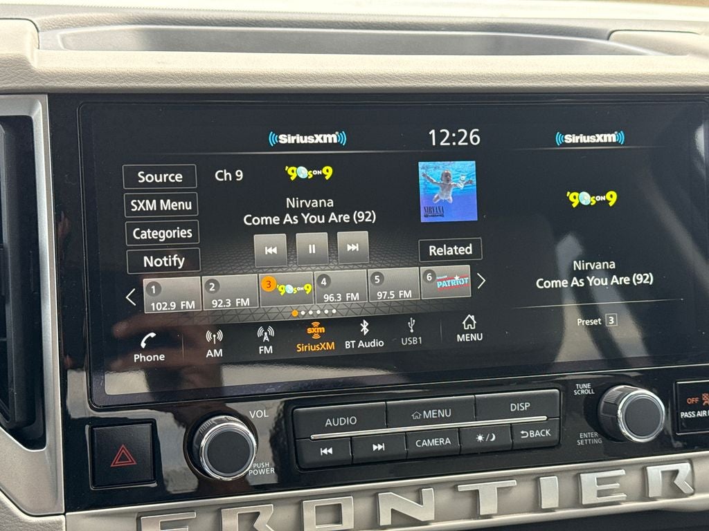 2025 Nissan Frontier SV