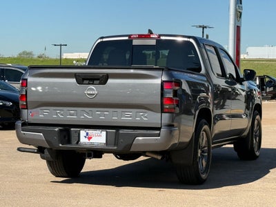 2025 Nissan Frontier SV