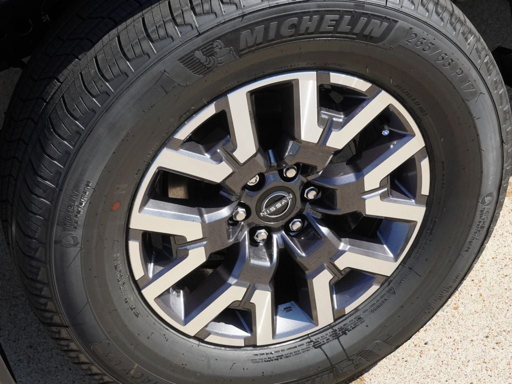 2027 Nissan Frontier SV