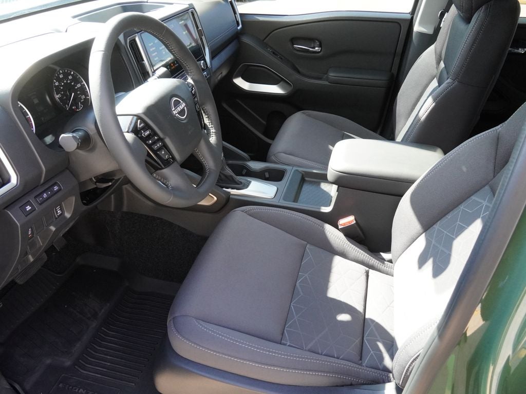 2027 Nissan Frontier SV