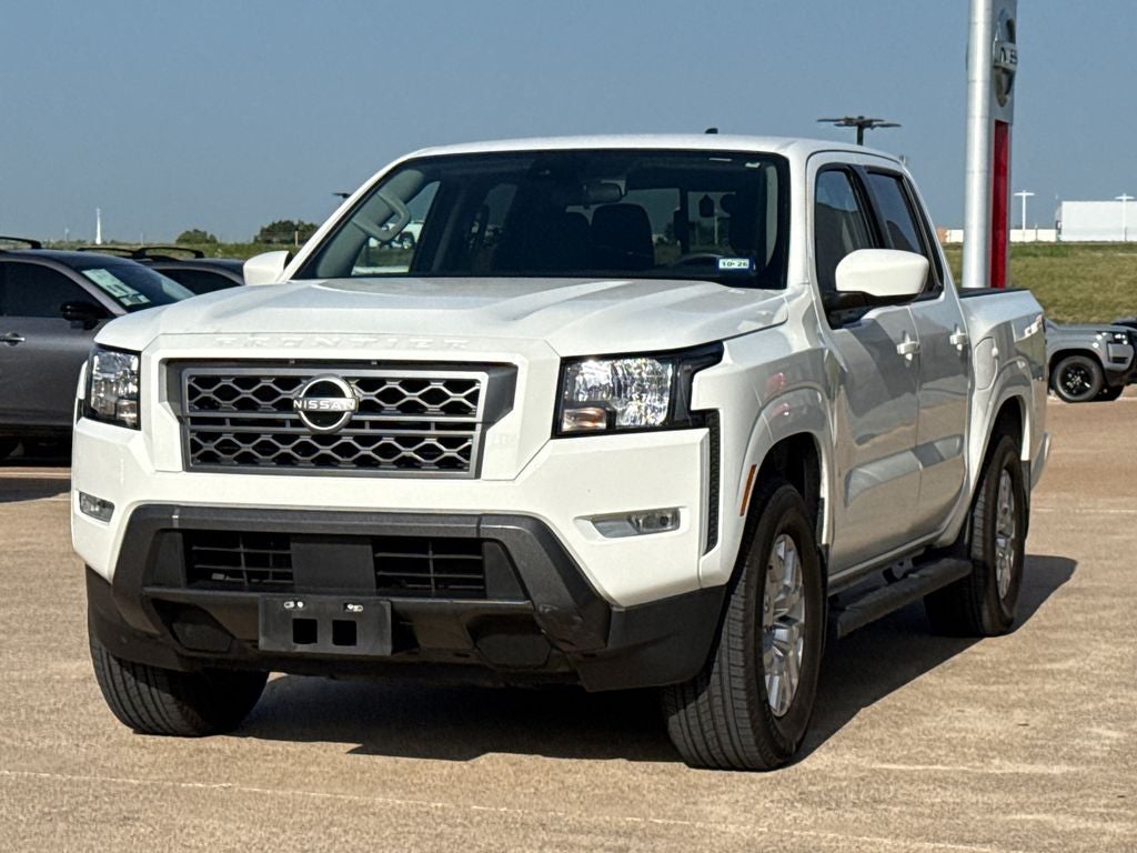 2024 Nissan Frontier SV