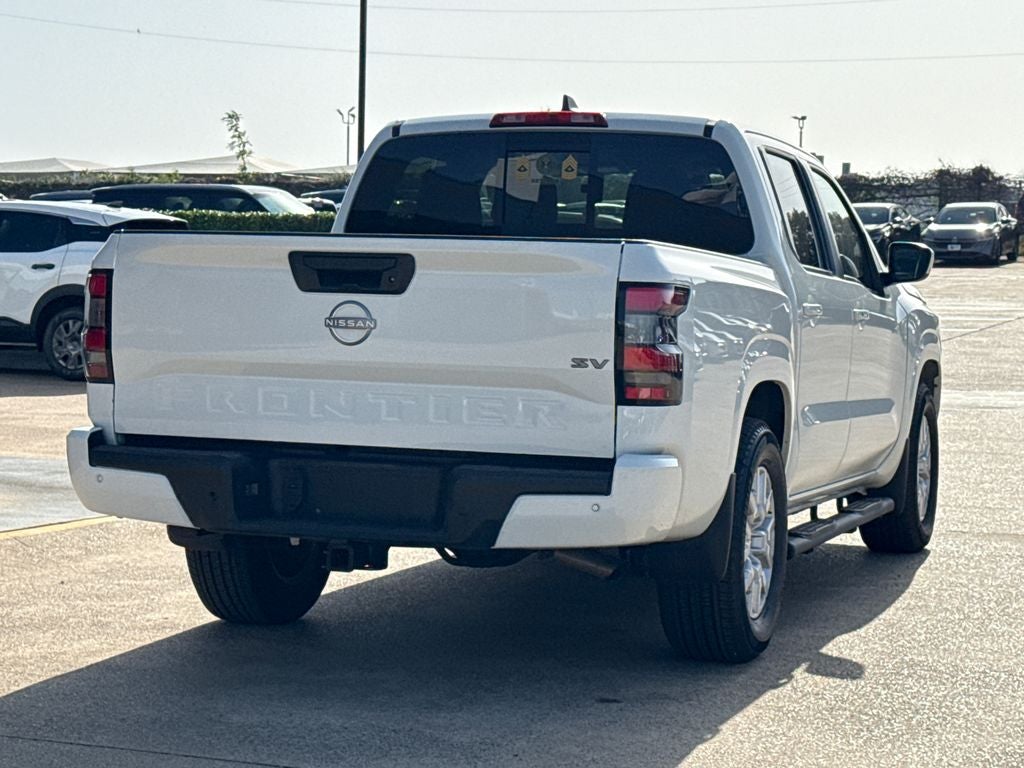 2024 Nissan Frontier SV