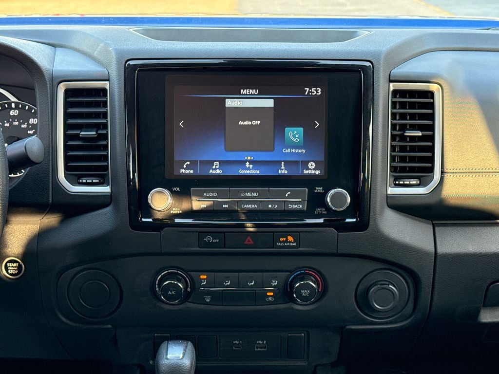 2024 Nissan Frontier SV