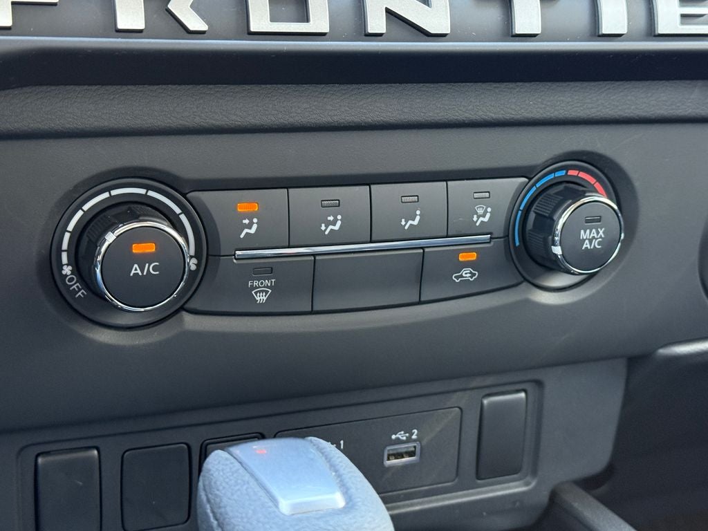 2025 Nissan Frontier SV