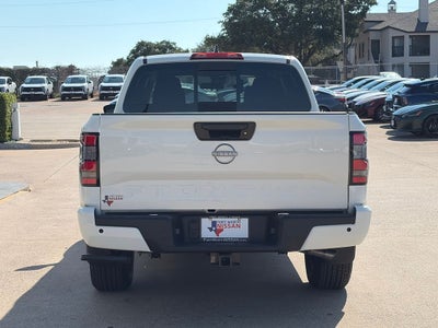 2027 Nissan Frontier SV