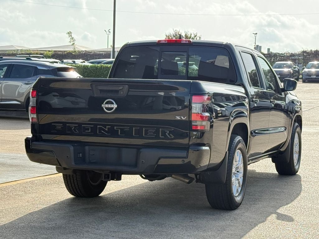 2022 Nissan Frontier SV