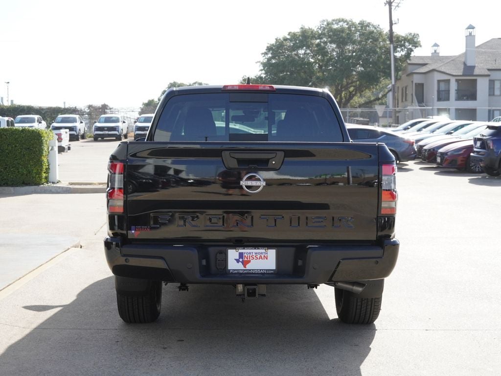 2027 Nissan Frontier SV
