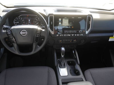 2027 Nissan Frontier SV