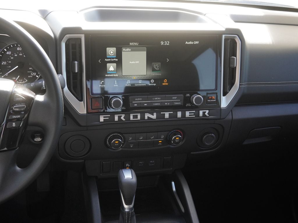 2027 Nissan Frontier SV