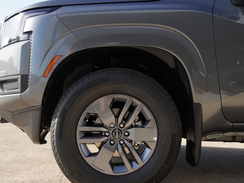 2027 Nissan Frontier SV