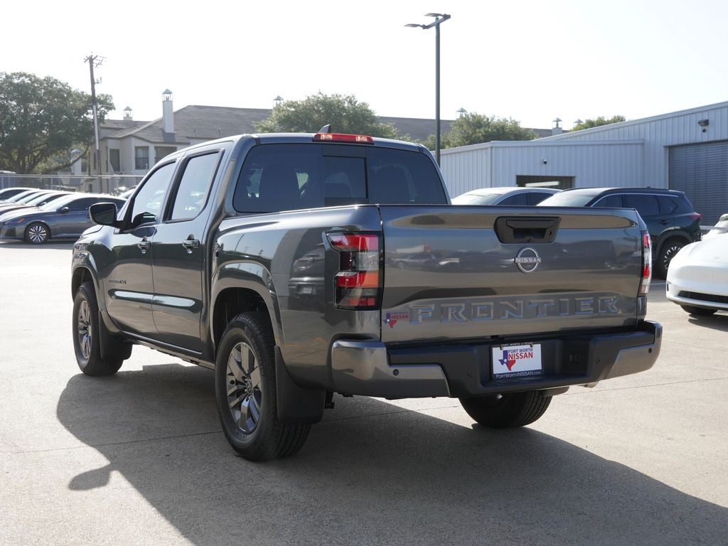 2027 Nissan Frontier SV